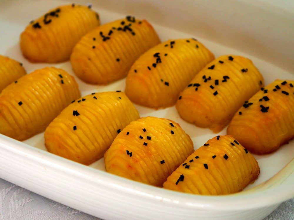Hasselback potatoes – by Tania Logan, Dietitian and Diabetes Educator